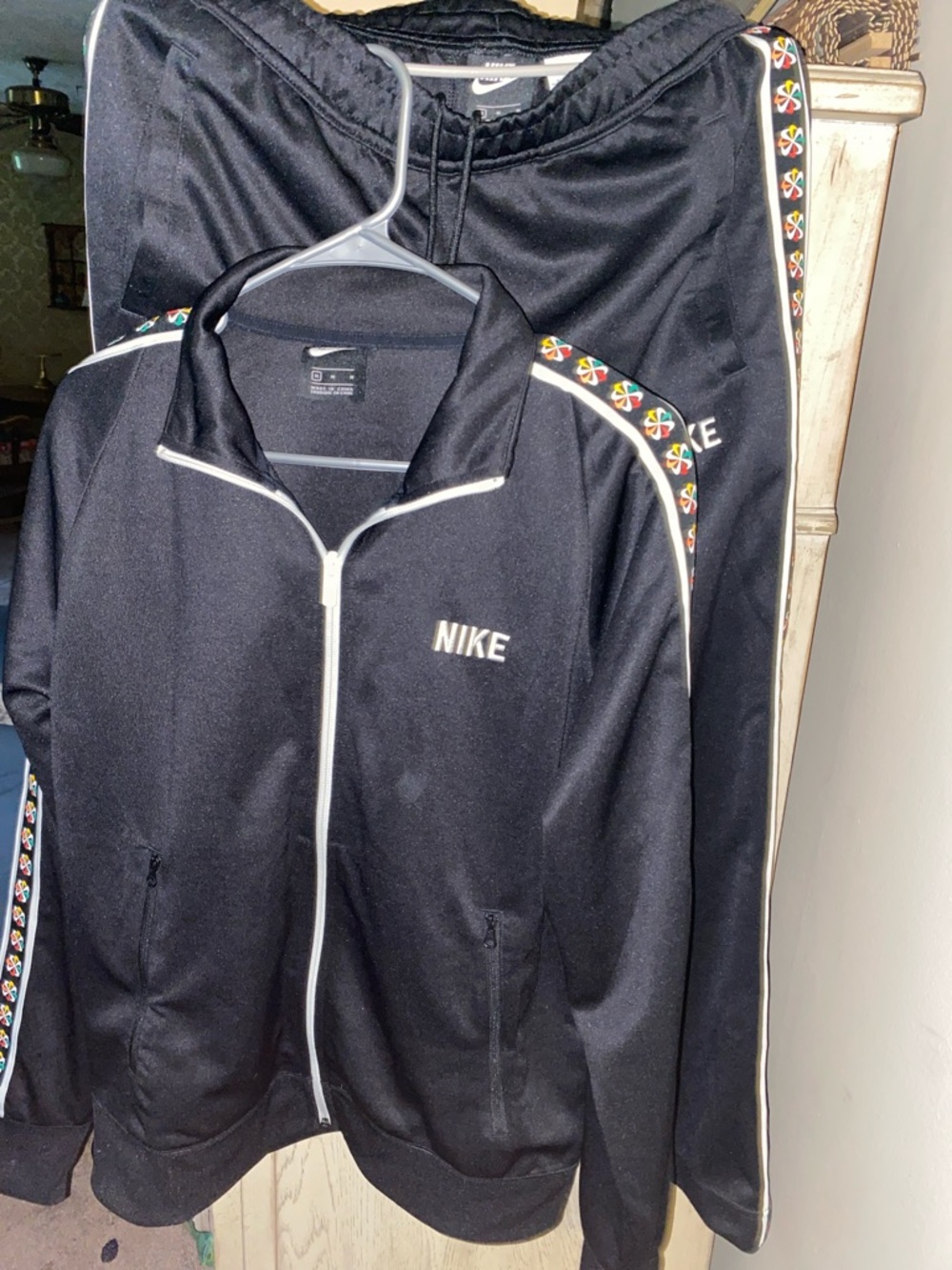 Nike Jogger Suit, size Medium, Like New